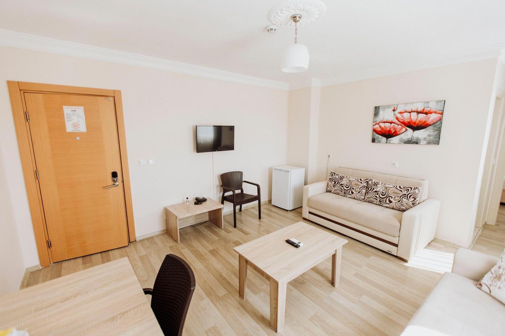 Karacan Park Hotel - Dalaman Airport Exterior foto A typical hotel room